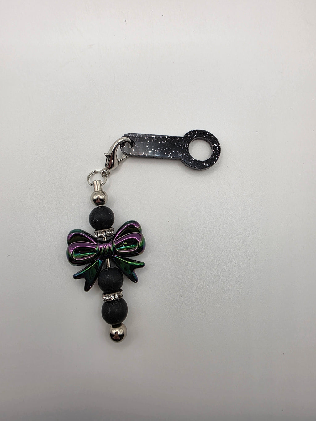 Beaded Straw Charm - Black Bow